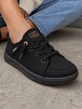 Skechers BOBS 2.0 black Sneakers Memory Foam Vegan Slip-On Lace Shoes NWT